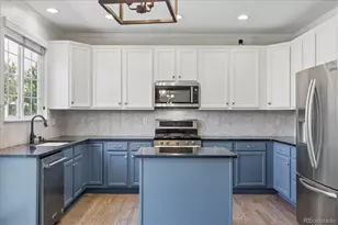 7396 S Laredo St, Aurora, CO 80016 - Photo 9