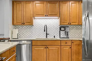 13661 E Marina Dr, Aurora, CO 80014 - Photo 7