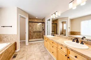 19076 E Maplewood Ave, Aurora, CO 80016 - Photo 25