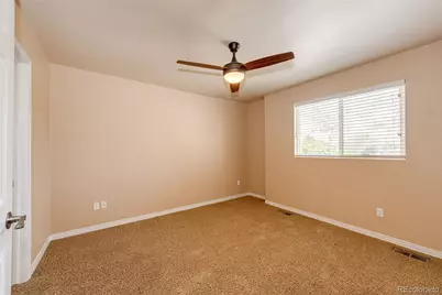 19076 E Maplewood Avenue, Aurora, CO 80016 - Photo 33