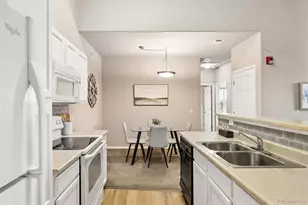 8073 W 51st Pl, Arvada, CO 80002 - Photo 9
