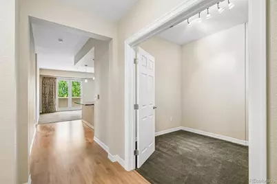2200 S University Boulevard #403, Denver, CO 80210 - Photo 9
