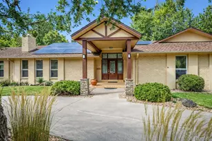 2429 S Chase Ln, Lakewood, CO 80227 - Photo 3