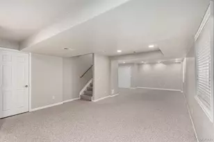 8546 E Amherst Cir, Denver, CO 80231 - Photo 29