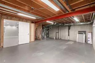 8546 E Amherst Cir, Denver, CO 80231 - Photo 33