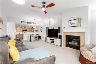 4211 S Blackhawk Cir, Aurora, CO 80014 - Photo 7