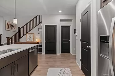 6365 N Dallas Court, Denver, CO 80238 - Photo 9