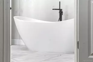 61800 E 32nd Ct, Strasburg, CO 80136 - Photo 15