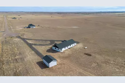 61800 E 32nd Court, Strasburg, CO 80136 - Photo 21