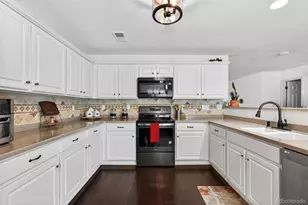 5520 Liverpool St, Denver, CO 80249 - Photo 23