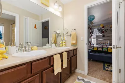 6189 S Oak Hill Way, Aurora, CO 80016 - Photo 25