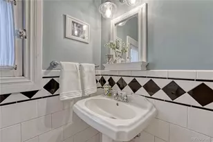 2552 N Emerson St, Denver, CO 80205 - Photo 11