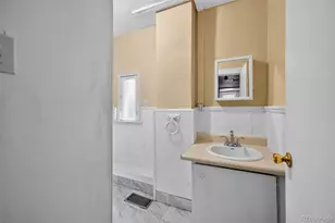 2134 N Lafayette St, Denver, CO 80205 - Photo 7