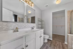 23661 E Alabama Dr, Aurora, CO 80018 - Photo 31