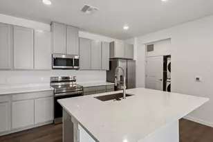 6153 N Ceylon St, Denver, CO 80249 - Photo 11