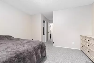 2297 S Jasper Way #B, Aurora, CO 80013 - Photo 11
