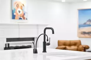 2212 Monaco St, Denver, CO 80207 - Photo 3