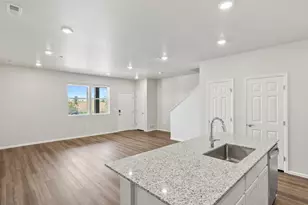 1600 Riverplace Dr, Windsor, CO 80550 - Photo 3