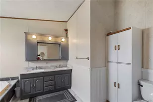 47904 Dartmouth Ave, Bennett, CO 80102 - Photo 13