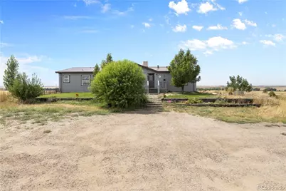 47904 Dartmouth Avenue, Bennett, CO 80102 - Photo 1