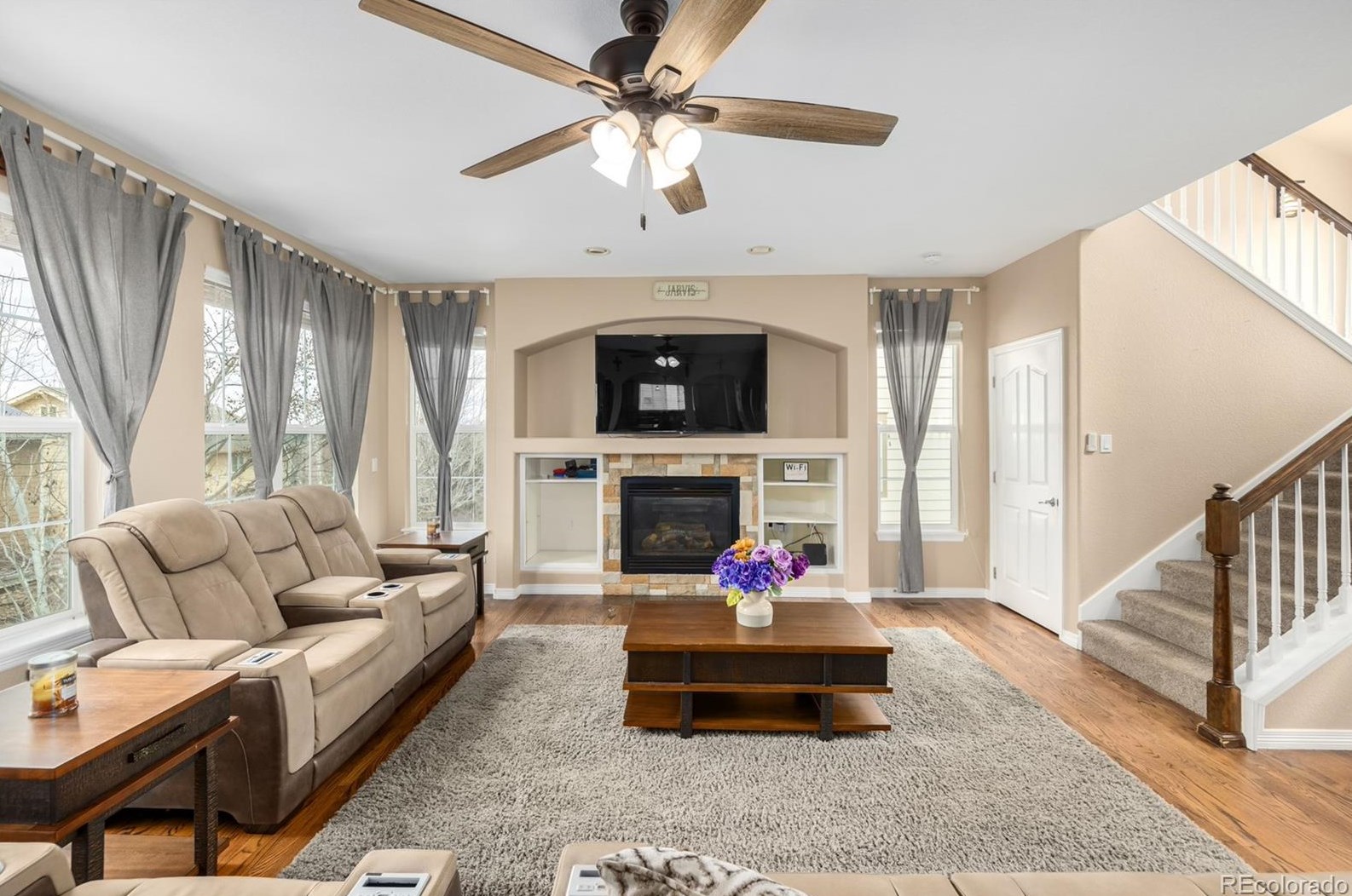 26095 Euclid Dr, Denver CO  80016-2457 exterior