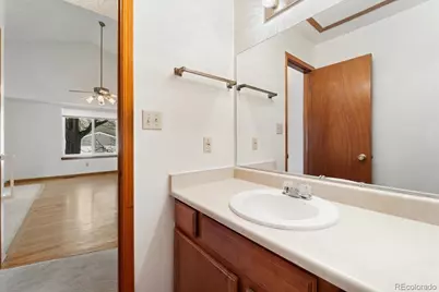 2051 S Balsam Street, Lakewood, CO 80227 - Photo 13