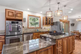 2399 Vista Dr, Larkspur, CO 80118 - Photo 3