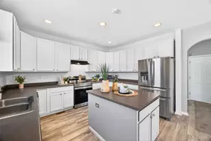 10491 Tucson St, Commerce City, CO 80022 - Photo 17