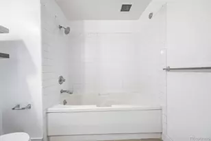 2000 Arapahoe St, Denver, CO 80205 - Photo 23