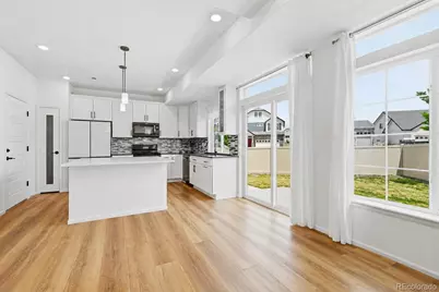 4130 N Quatar Court, Aurora, CO 80019 - Photo 9