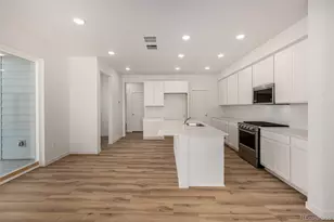 2631 E 102nd Pl, Thornton, CO 80229 - Photo 13