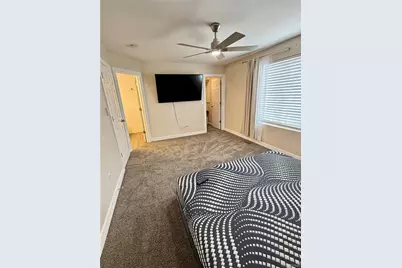 19562 E 19th Place, Aurora, CO 80011 - Photo 9