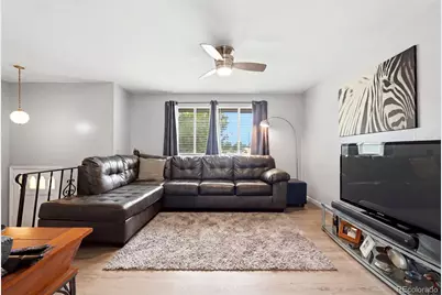984 S Victor Way, Aurora, CO 80012 - Photo 5
