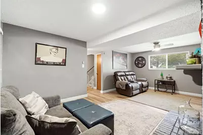 984 S Victor Way, Aurora, CO 80012 - Photo 19