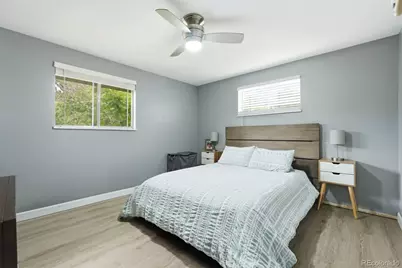 984 S Victor Way, Aurora, CO 80012 - Photo 17