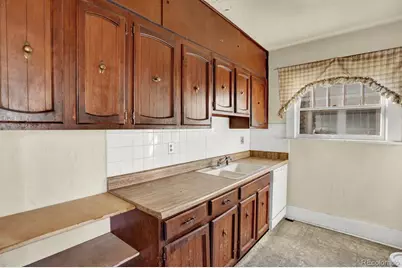 2451 N York Street, Denver, CO 80205 - Photo 7