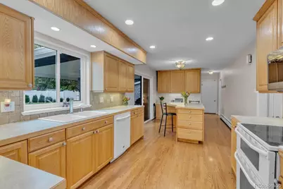 11672 W 28th Avenue, Lakewood, CO 80215 - Photo 23