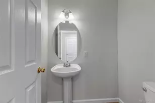 1563 S Danube Way, Aurora, CO 80017 - Photo 11