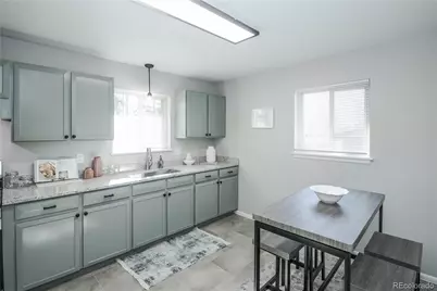 842 S Worchester Street, Aurora, CO 80012 - Photo 5