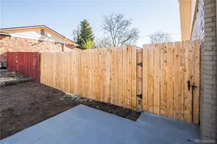 842 S Worchester St, Aurora, CO 80012 - Photo 25