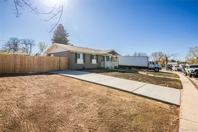 842 S Worchester Street, Aurora, CO 80012 - Photo 27