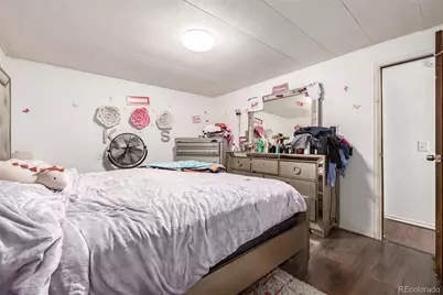 1809 Crystal Street, Aurora, CO 80011 - Photo 9