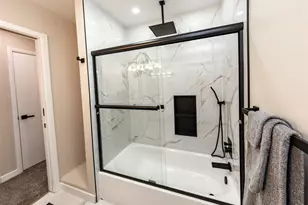 1021 Pioneer Ln, Colorado Springs, CO 80904 - Photo 31