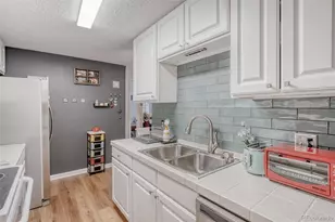 2225 Buchtel Blvd, Denver, CO 80210 - Photo 13