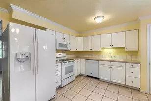 8427 Sheridan Ct, Arvada, CO 80003 - Photo 9