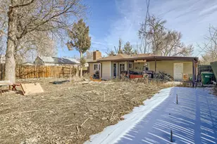 1249 Worchester St, Aurora, CO 80011 - Photo 11