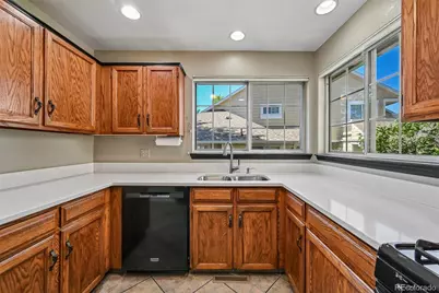 3990 S Rifle Court, Aurora, CO 80013 - Photo 11