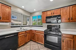 3990 S Rifle Ct, Aurora, CO 80013 - Photo 15