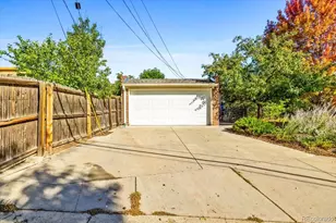 1090 Bonnie Brae Blvd, Denver, CO 80209 - Photo 33