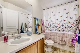 19268 E Caspian Pl, Aurora, CO 80013 - Photo 23